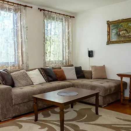 Spacious 2br At Red Square By Flat Manаger *