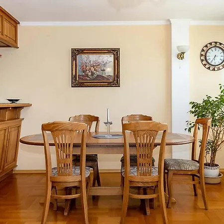 Spacious 2br At Red Square By Flat Manаger Varna