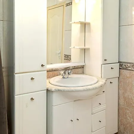 Spacious 2br At Red Square By Flat Manаger Apartamento